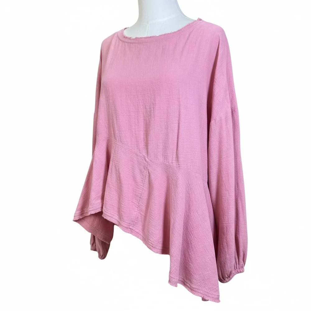 Free People Textured Peplum Hem Top in Dusty Rose Pink – Size M